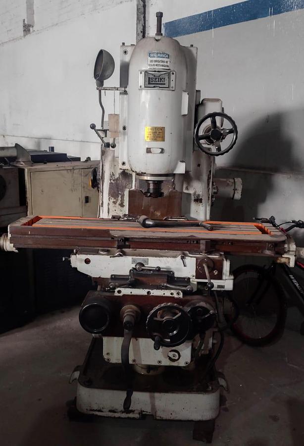 Usado  Fresadora Vertical Hitachi Seiki 2ML-V