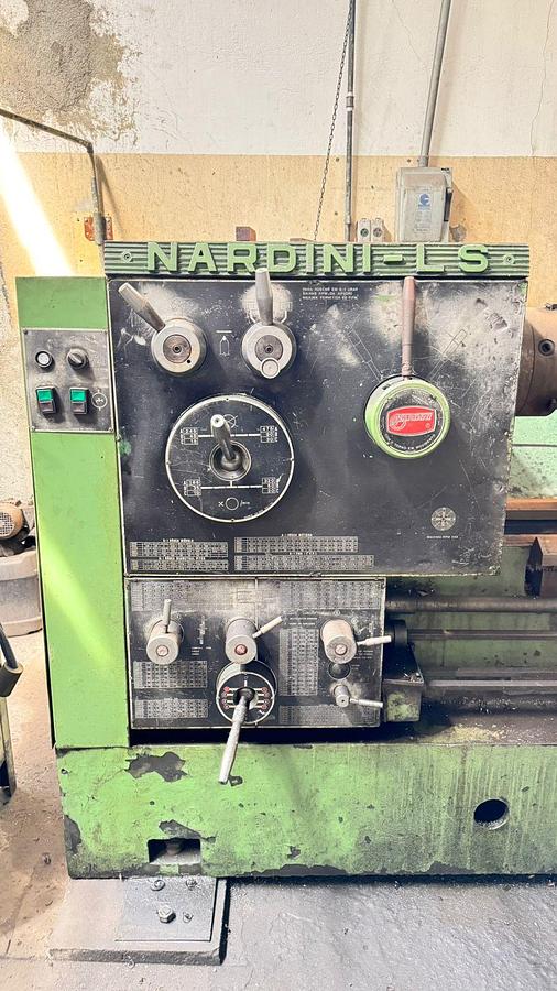 Usado Torno Mecânico Nardini LS 4000 x 800 mm