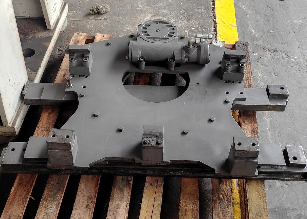 Usado Aparelho Giratório / Rotator CSN