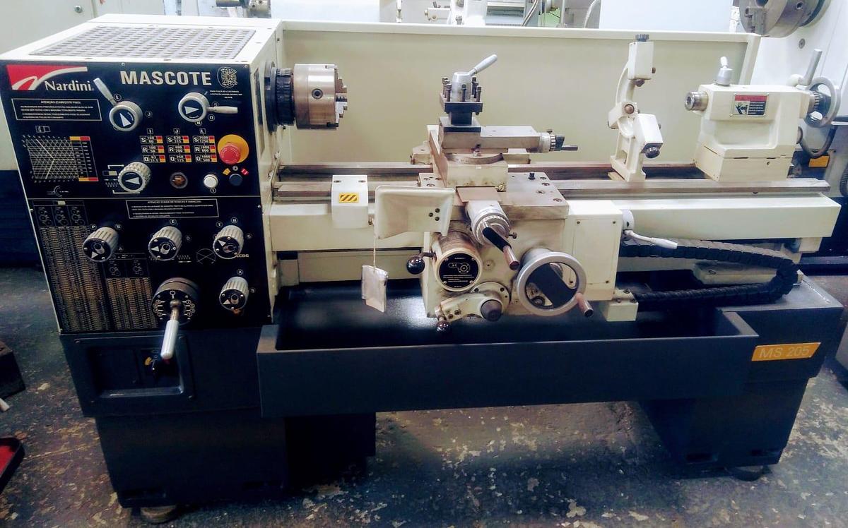 Usado TORNO MECÂNICO NARDINI MS-205 MASCOTE NOVO