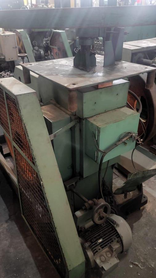 Usado Estampadeira de Parafusos 2-E