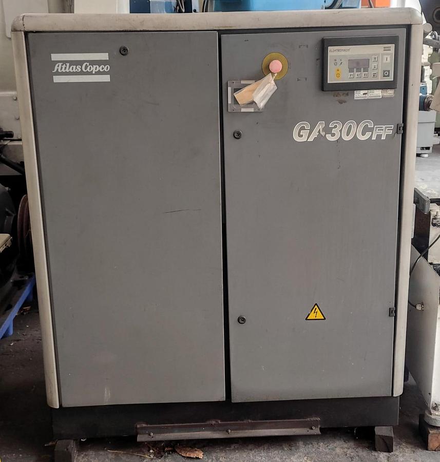 Usado COMPRESSOR PARAFUSO - ATLAS COPCO - GA 30L FF
