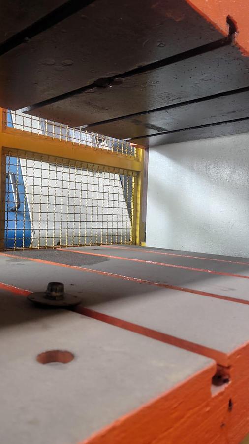 Usado Prensa hidraulica brafimam 100ton (1000 x 800)