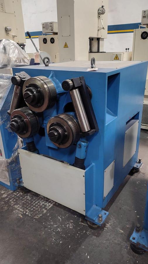 Calandra de Perfil Calfran WY24 1000 