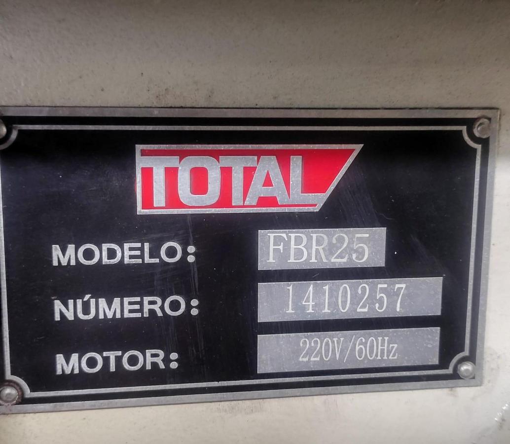 Usado Furadeira e Rosqueadeira de Bancada FBR 25 