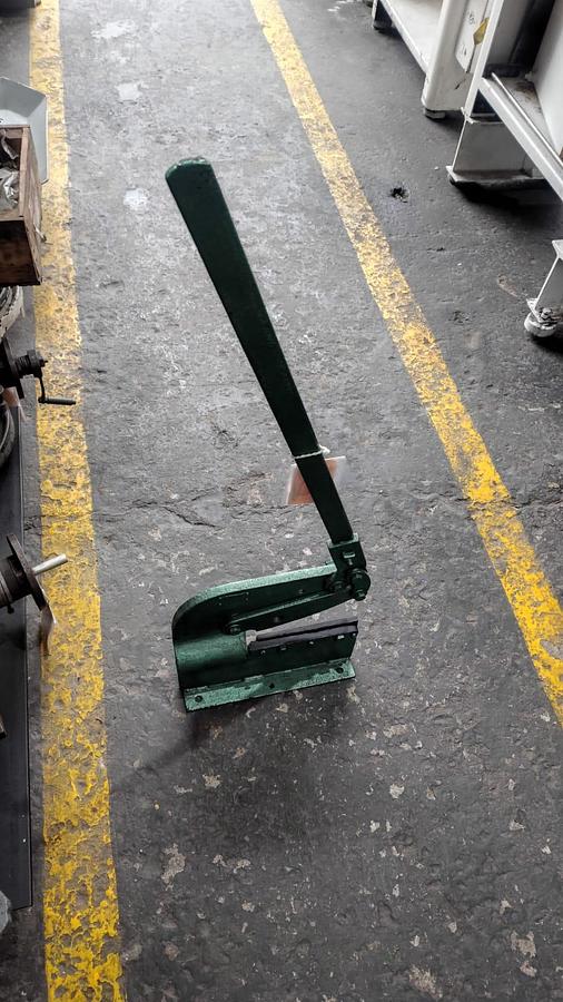 Usado Tesoura corta chapa número 3 - 200mm