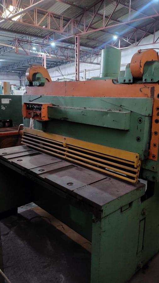 Usado Guilhotina Fobesa 1500 x 1/2