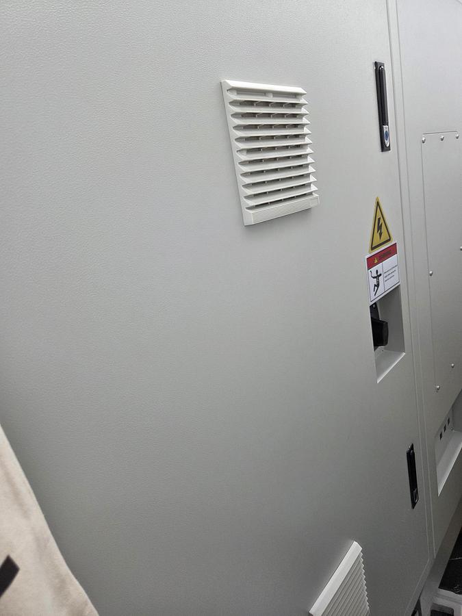 Rogi VMC640 CNC vertical machining center
