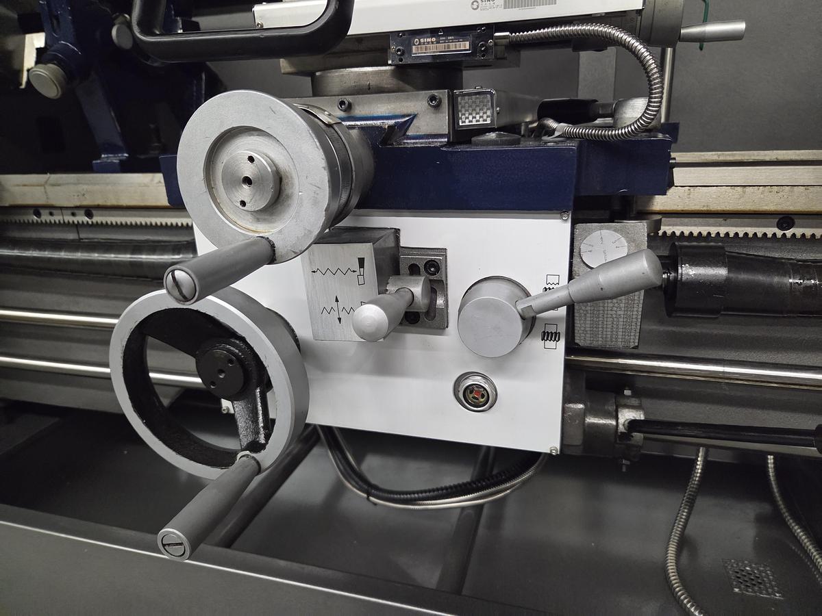 Rogi WM360Ax1000 lathe