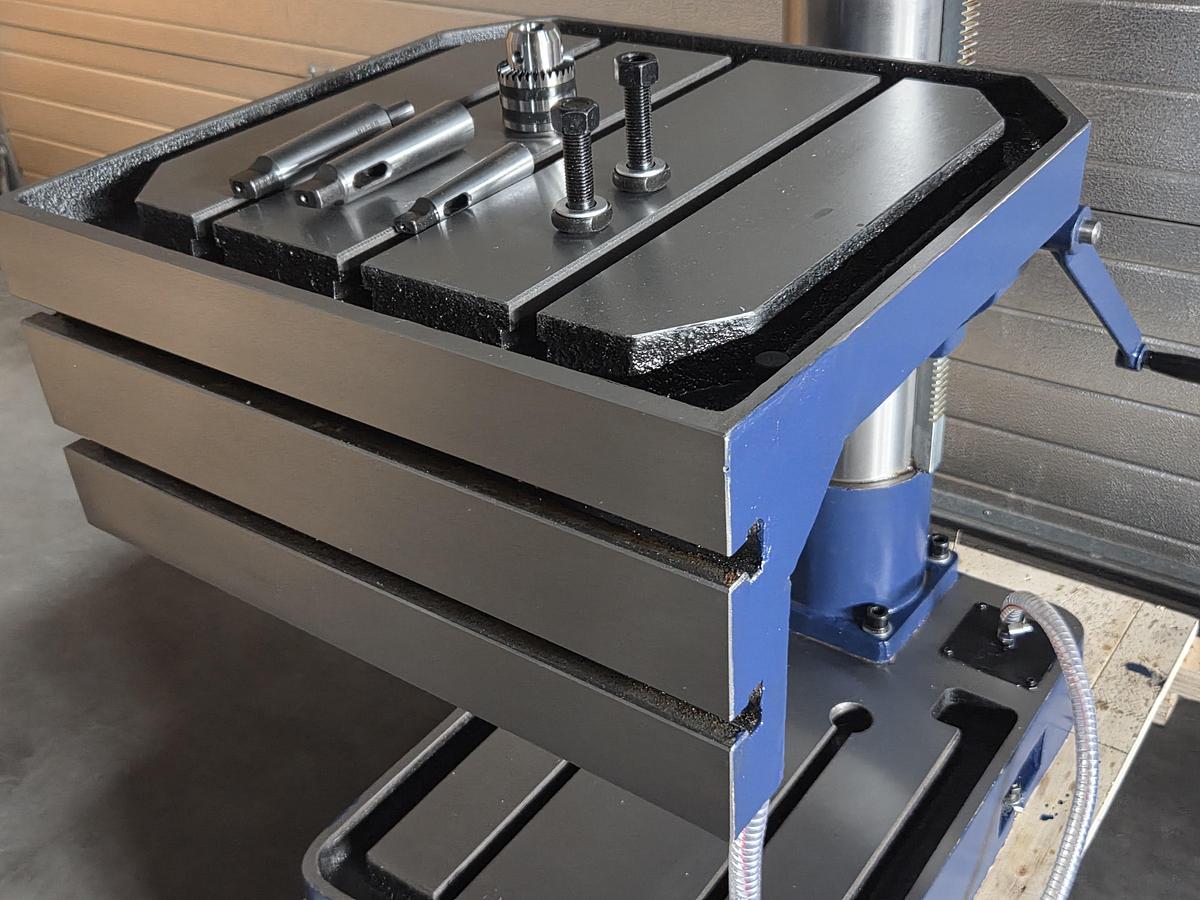 Z5040 - ROGI Drilling Machine