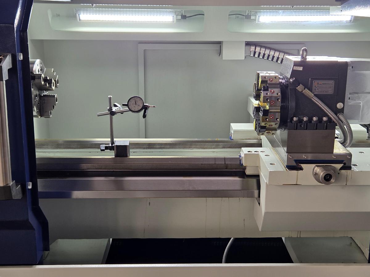 Rogi CK400x1000 CNC lathe