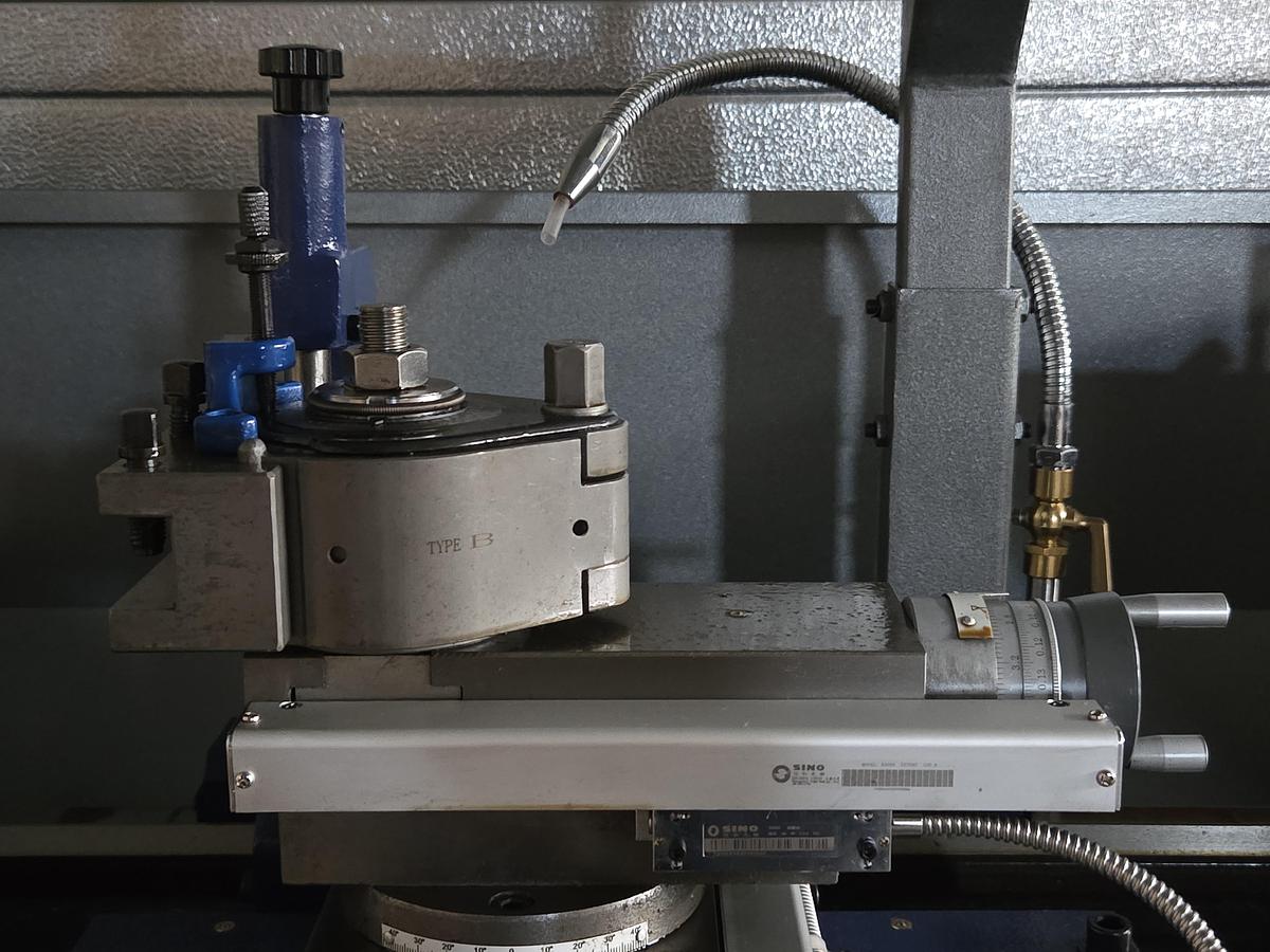 Rogi WM400x1000 lathe