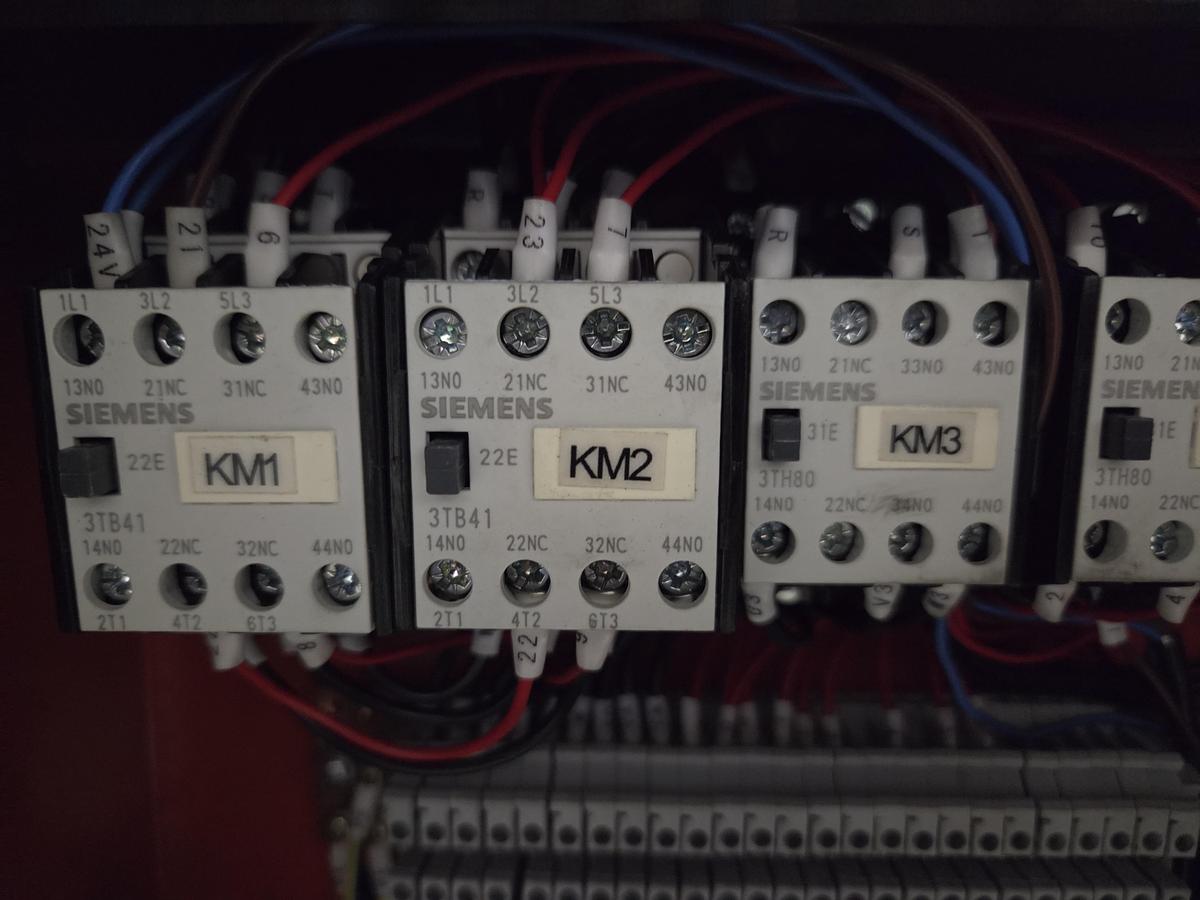 Rogi WM360Ax1000 lathe