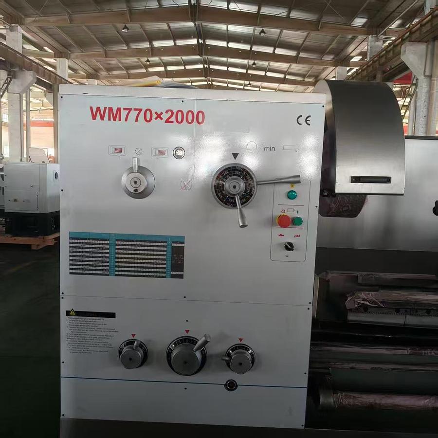 Rogi WM770 x 2000 lathe