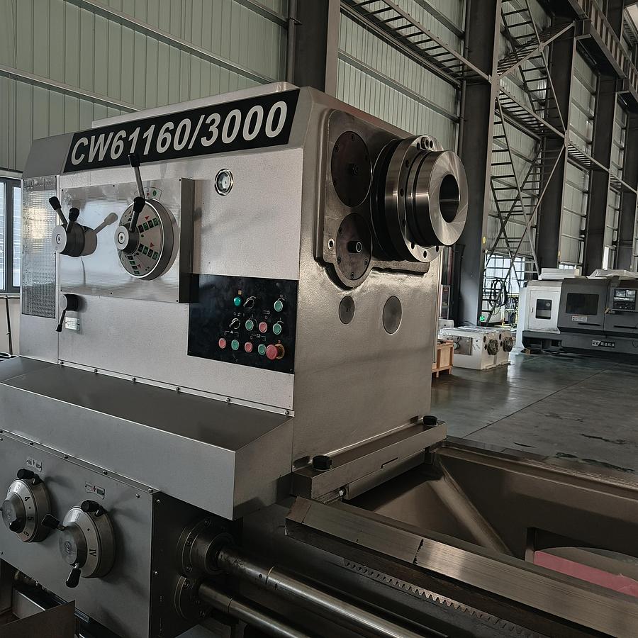 Rogi CW61160x3000 lathe