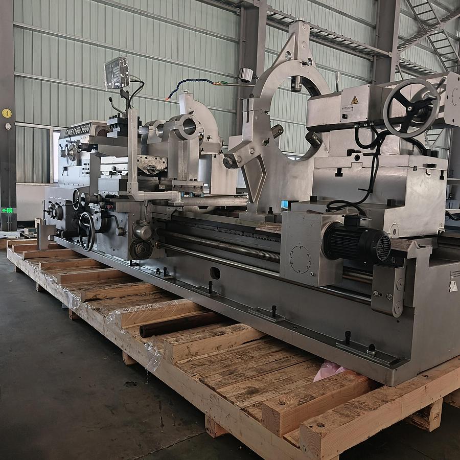 Rogi CW61160x3000 lathe