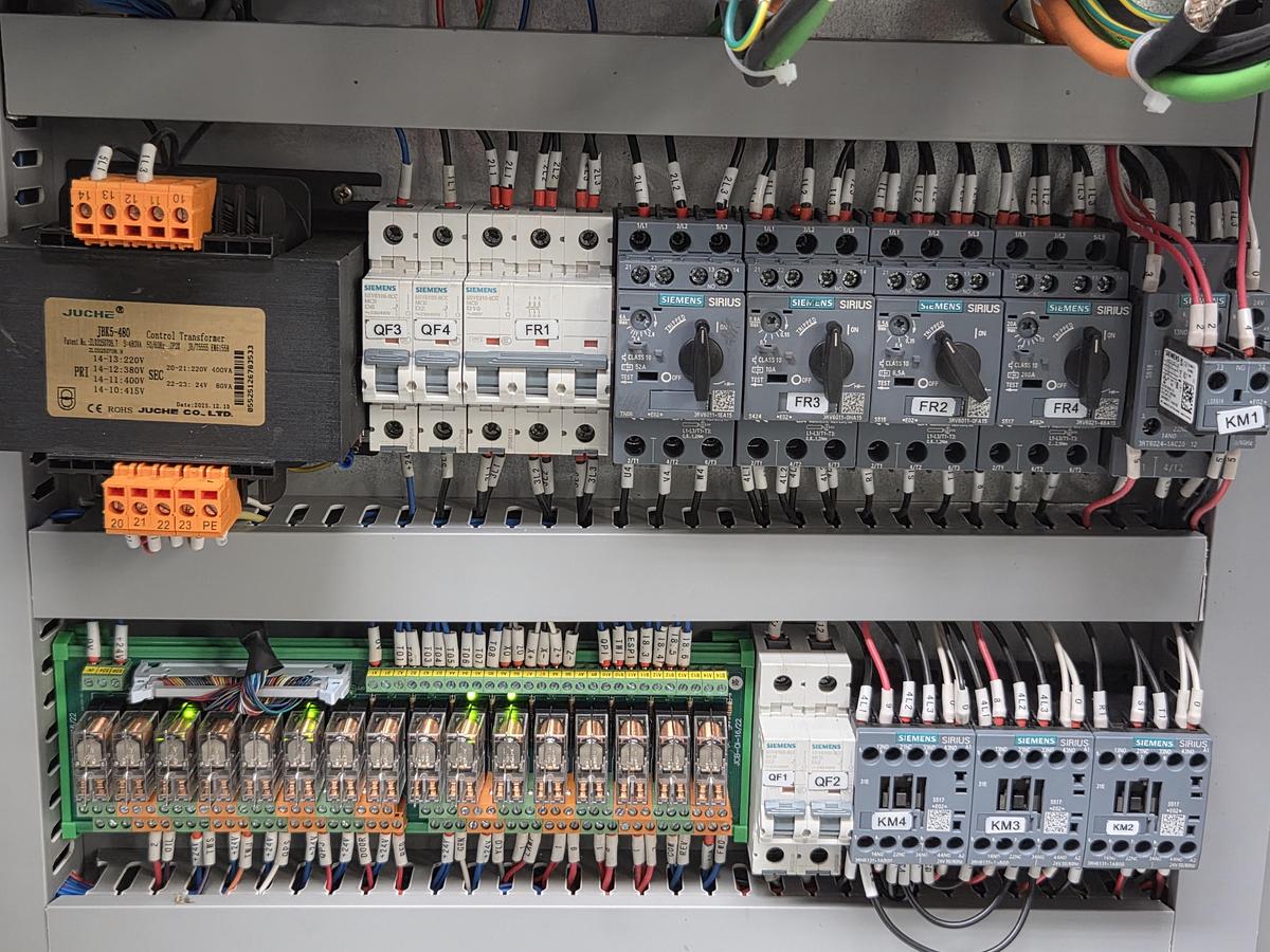 Rogi CK400x1000 CNC lathe
