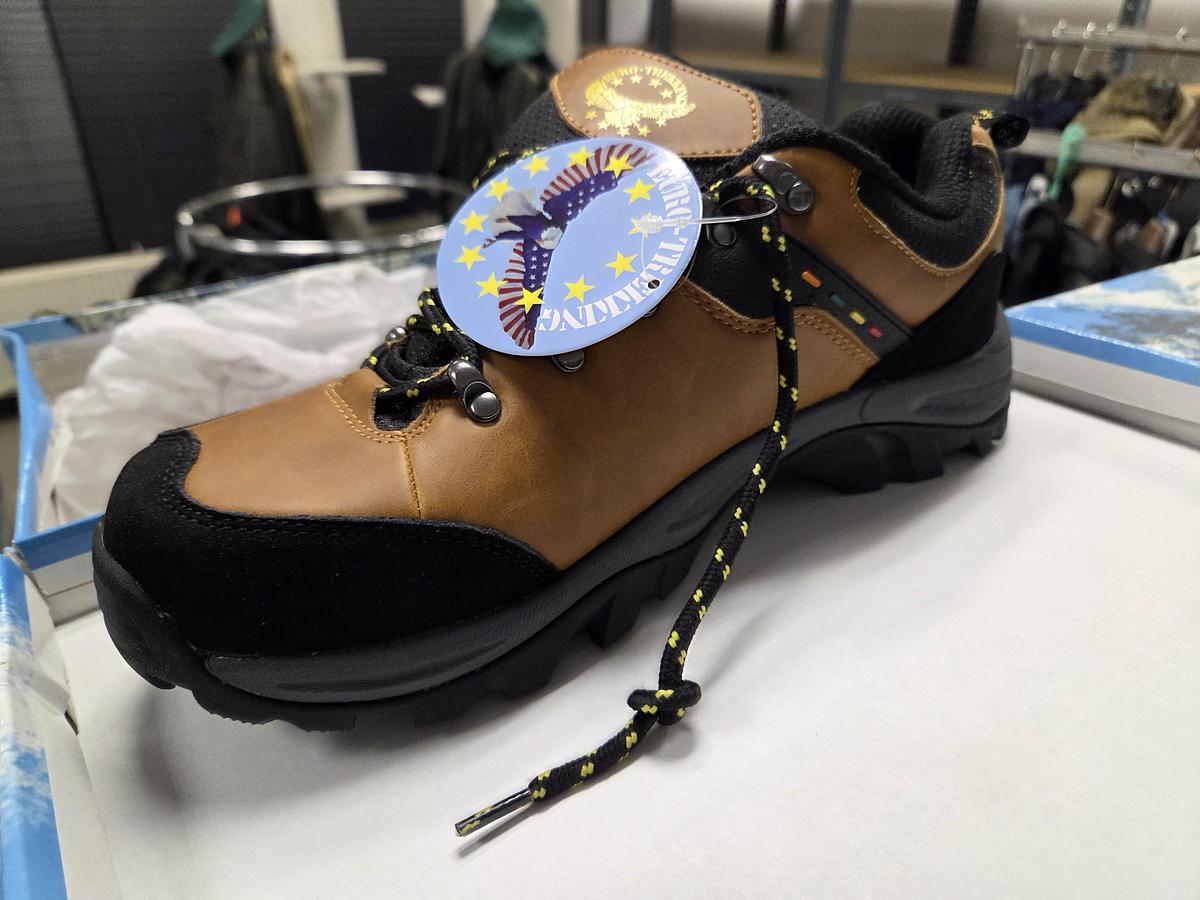 Eurostock EURO-TREKKING