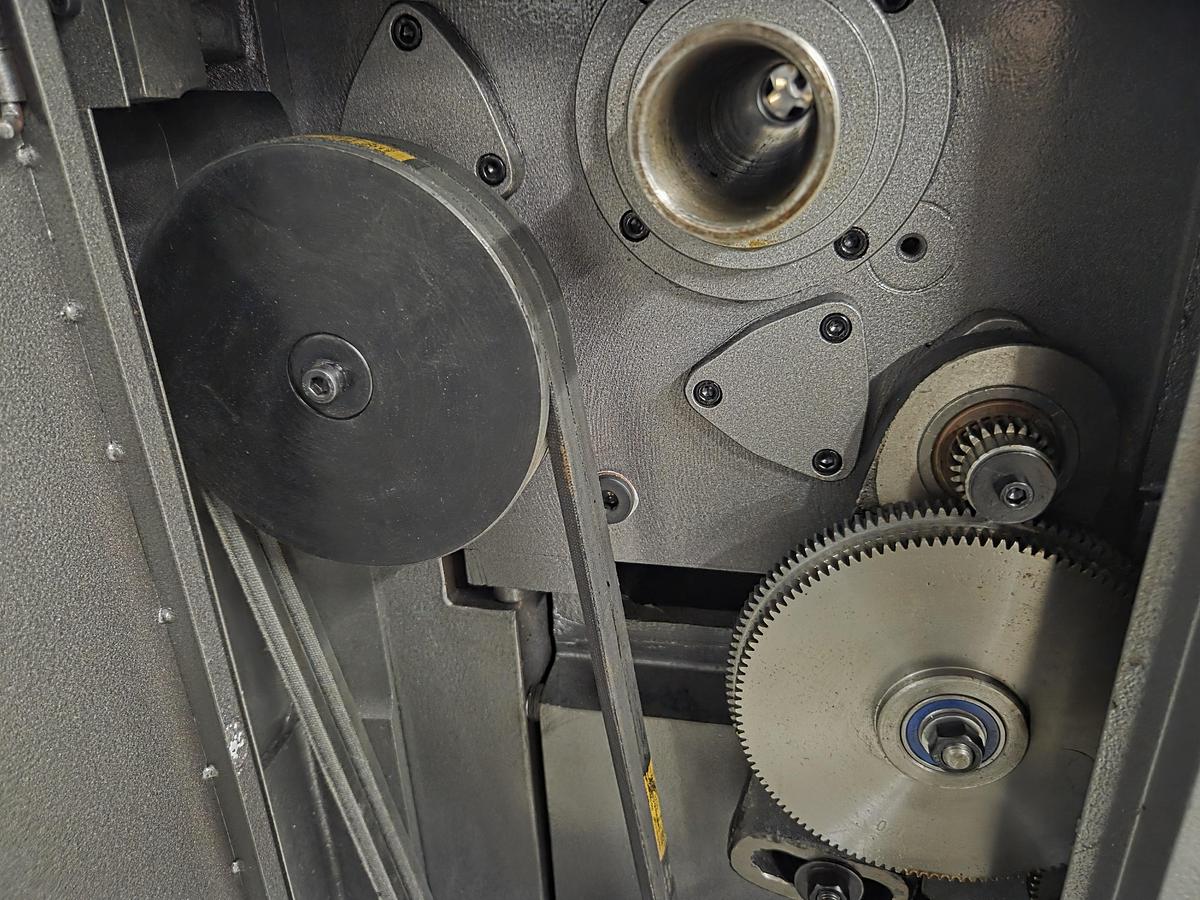 Rogi WM360Ax1000 lathe