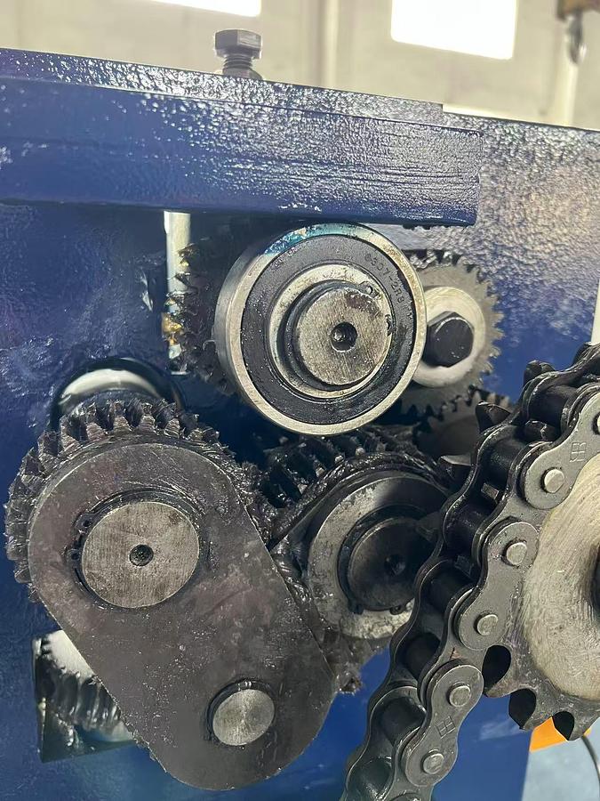PR1000 - Motorised Rolling Machine