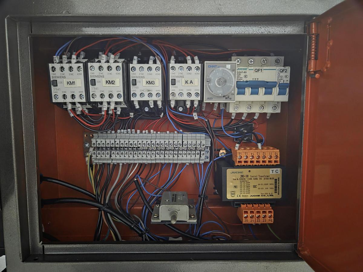 Rogi WM360Ax1000 lathe