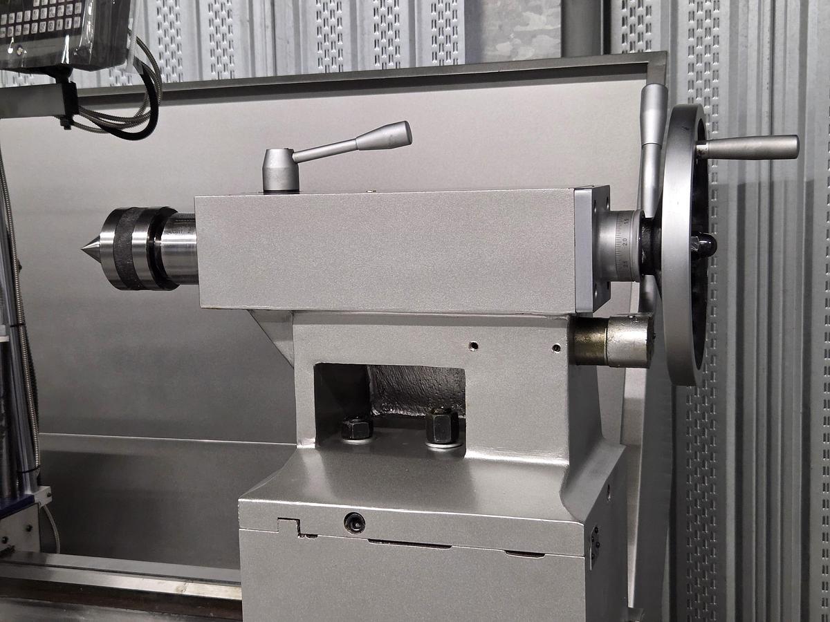 Rogi WM770x2000 lathe