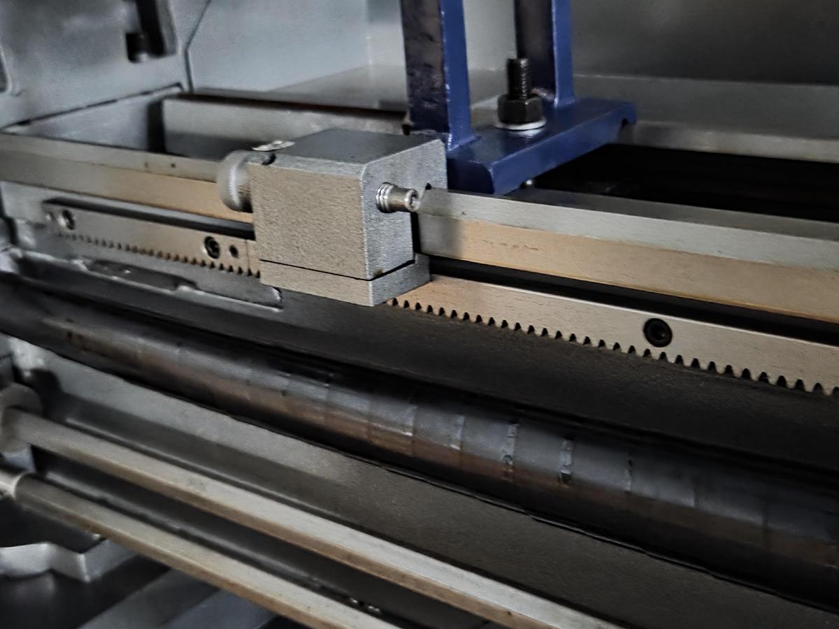 Rogi WL360x1000 lathe