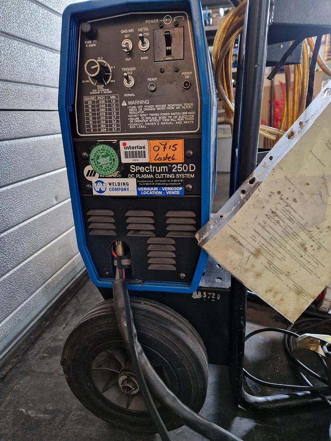 Used MILLER Spectrum 250D