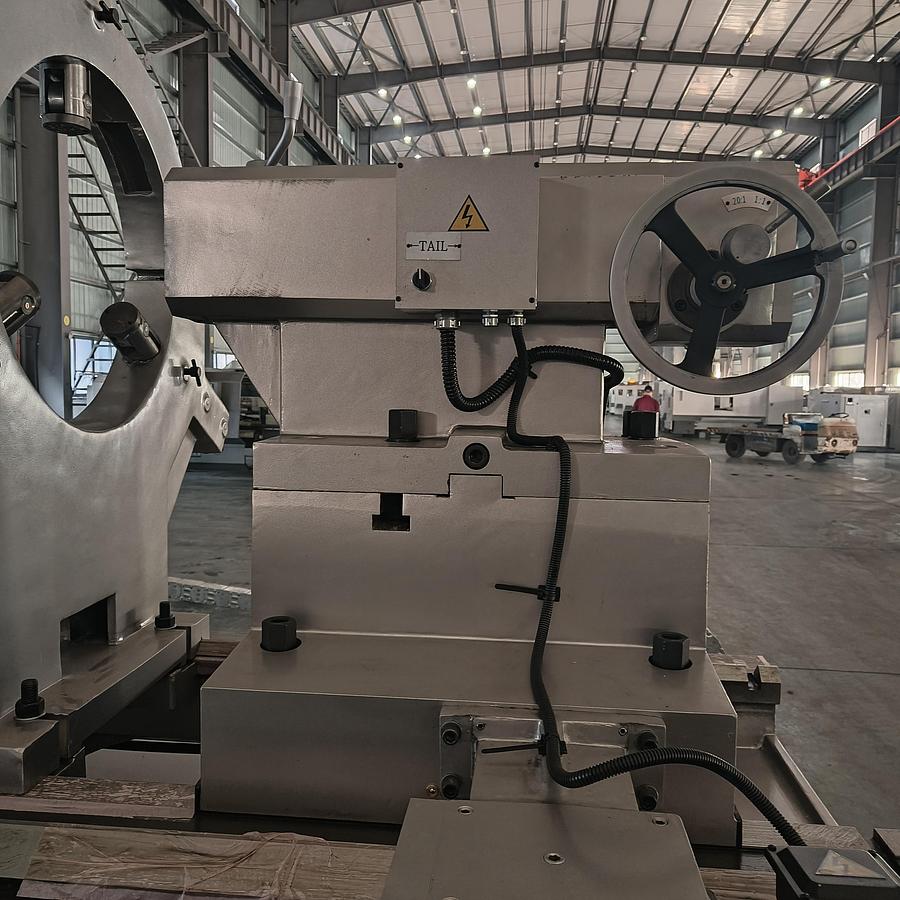 Rogi CW61160x3000 lathe