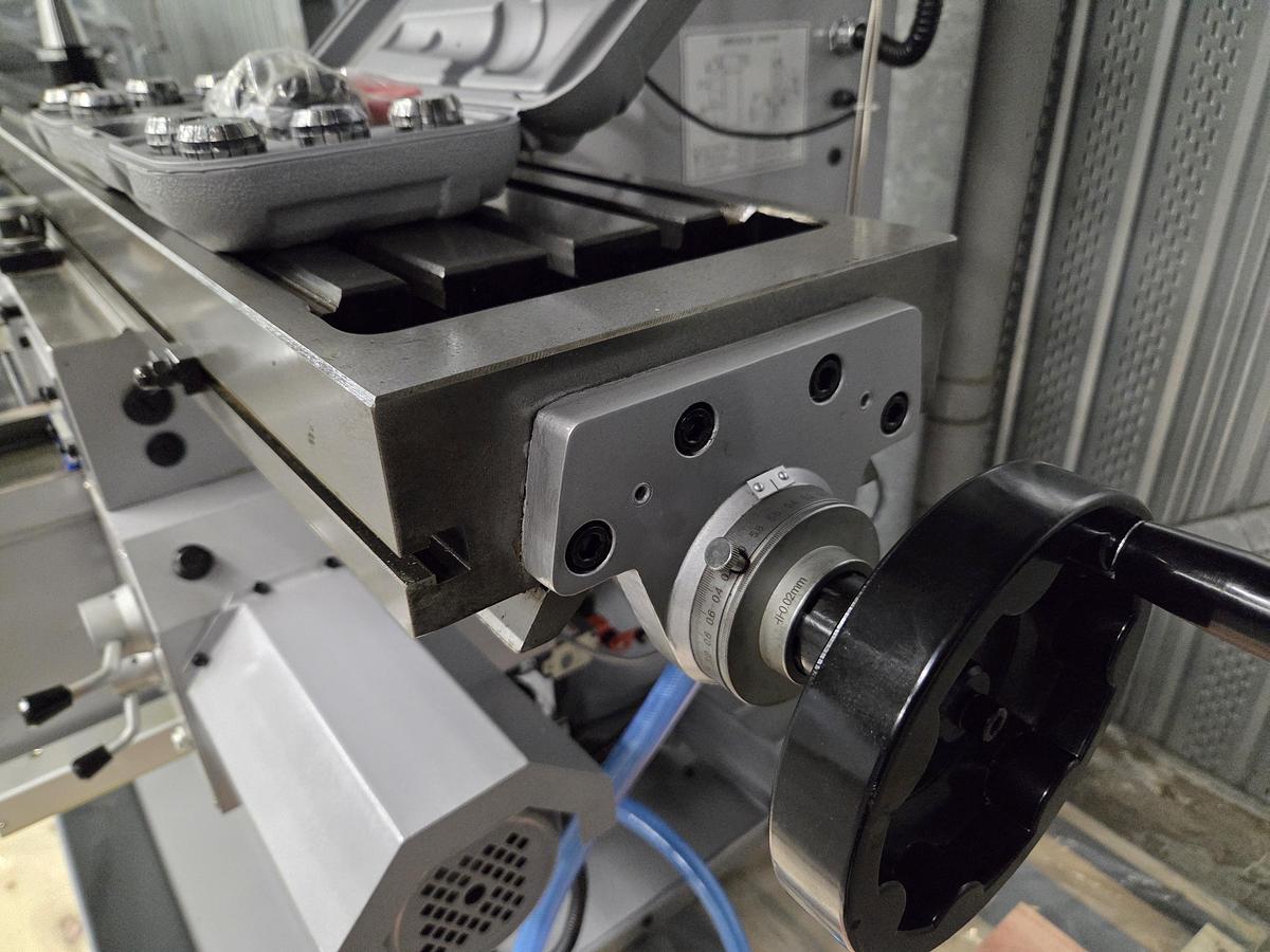 WUM100 - ROGI Universal Milling Machine