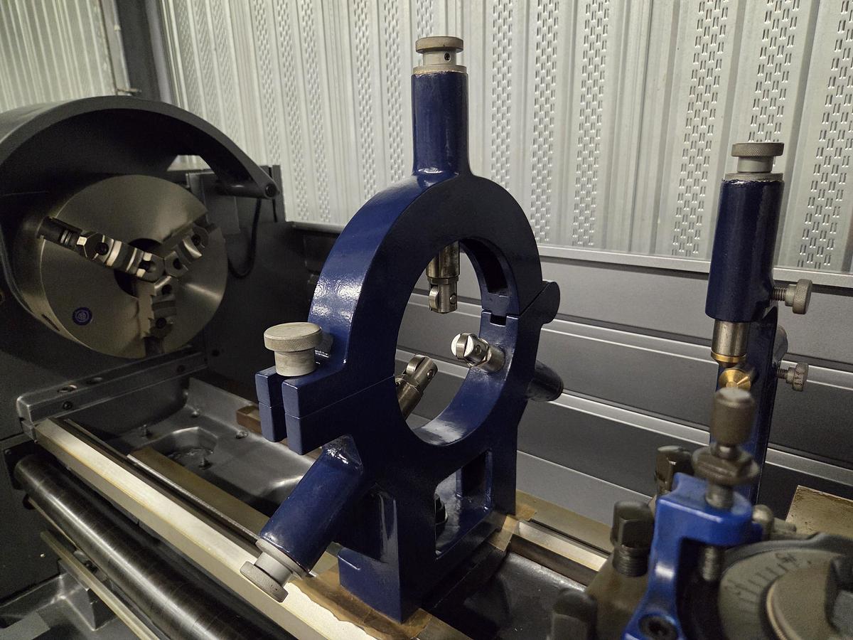 Rogi WL560x2000 lathe