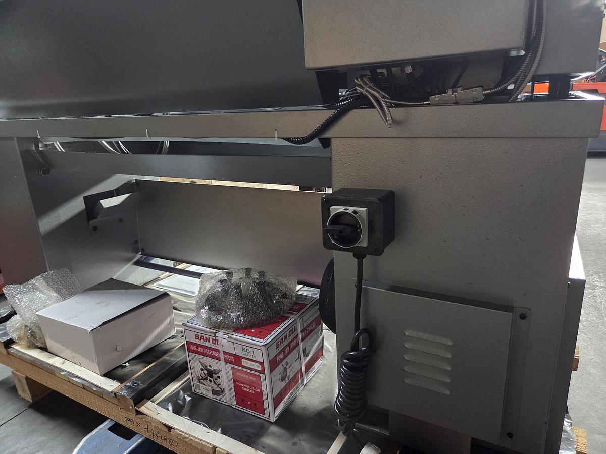 Rogi WM400x1000 lathe