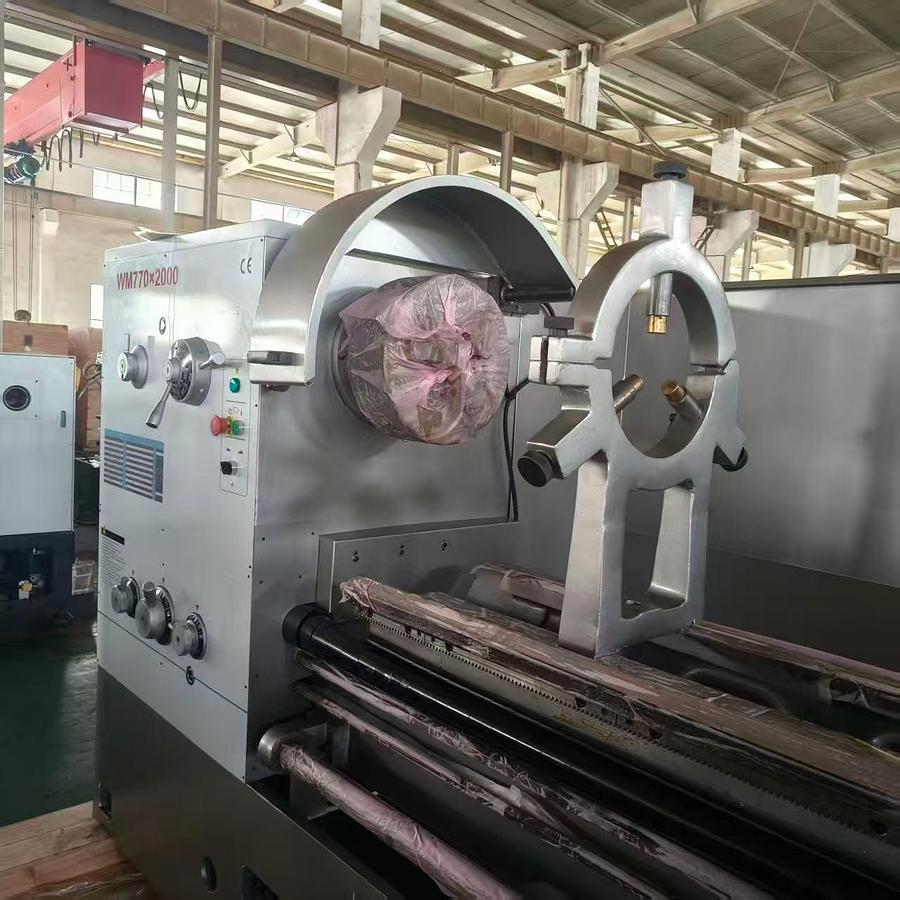 Rogi WM770 x 2000 lathe