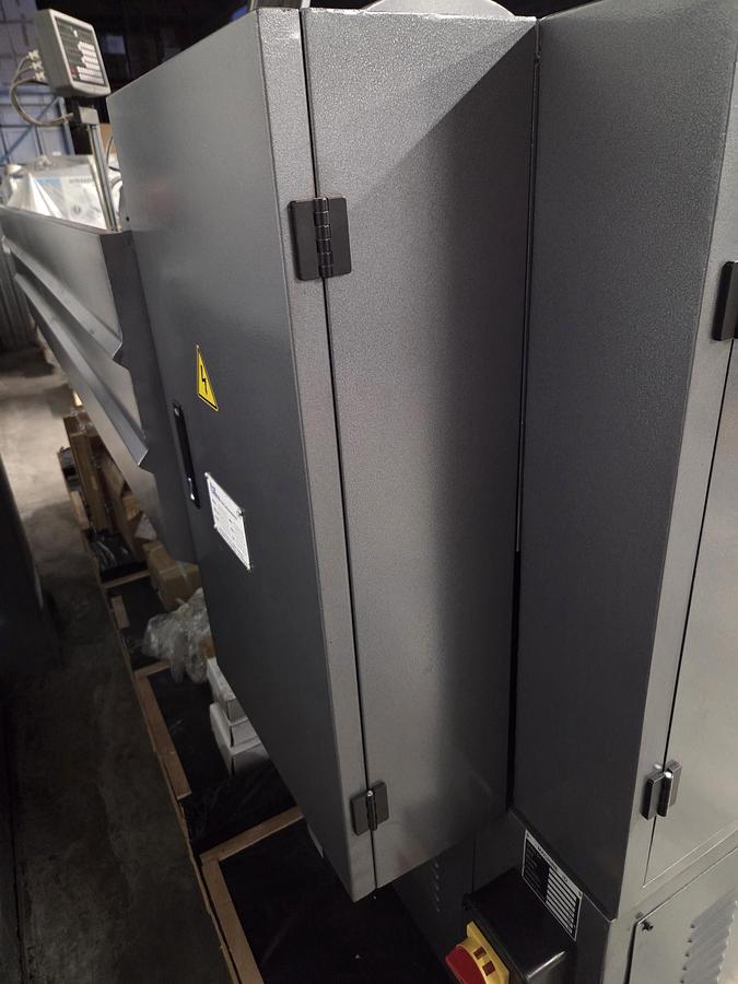 Rogi WL560x2000 lathe