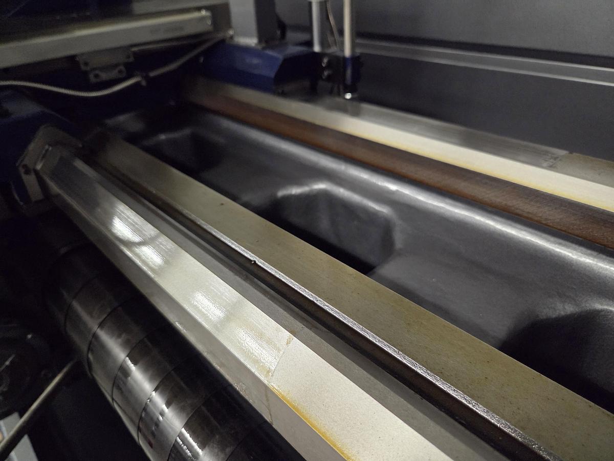 Rogi WL560x2000 lathe