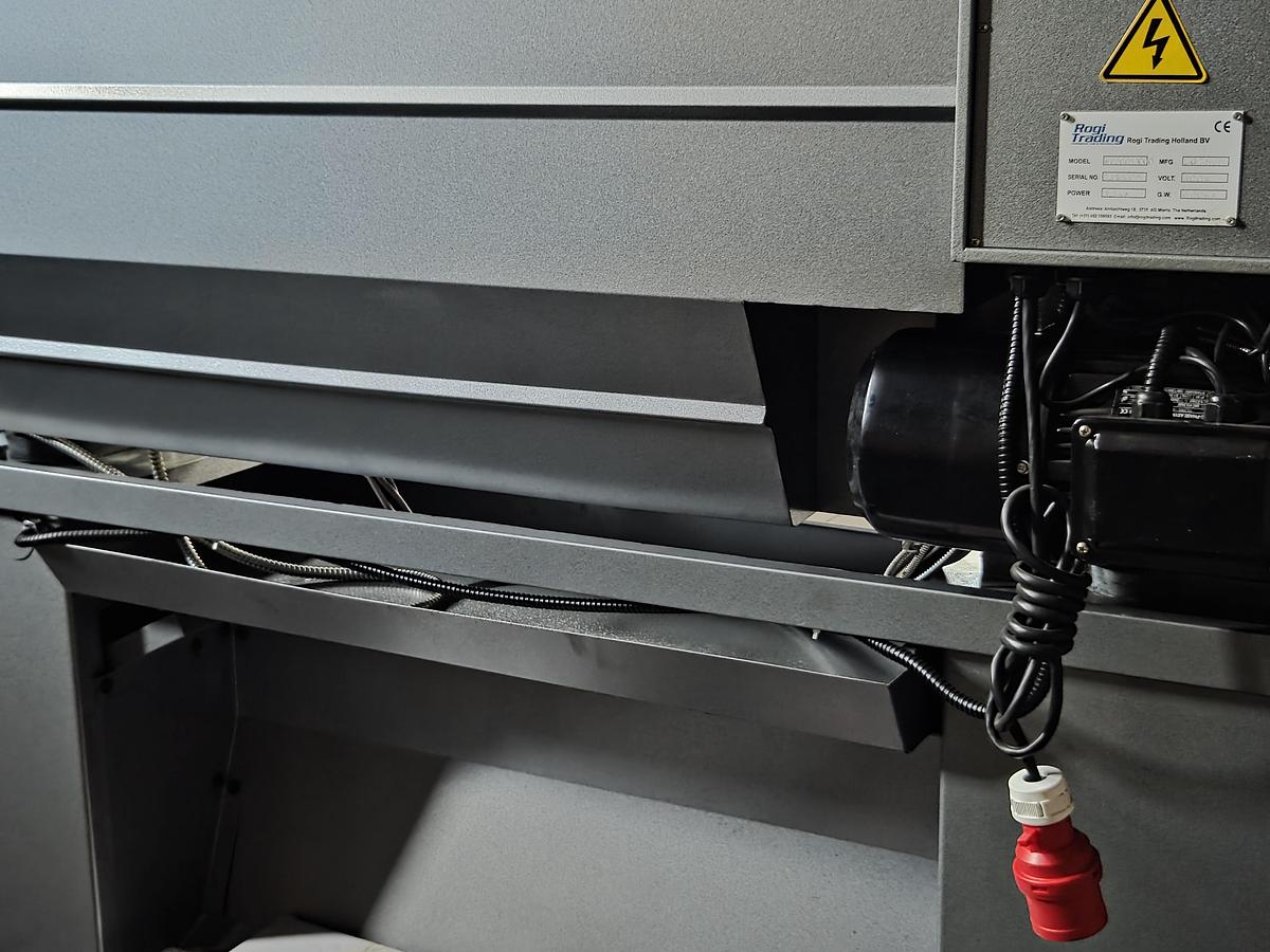 Rogi WL360x1000 lathe