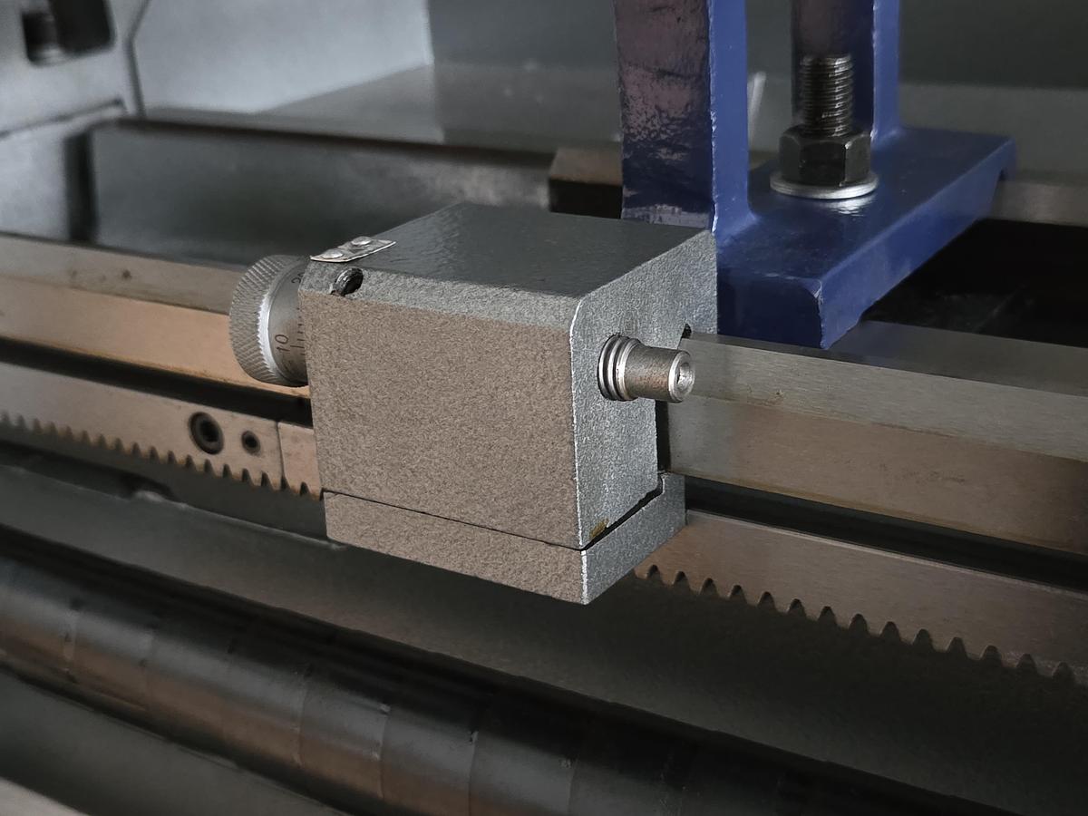 Rogi WL360x1000 lathe