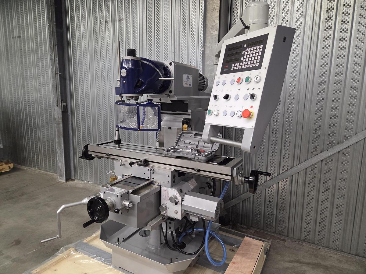 WUM100 - ROGI Universal Milling Machine