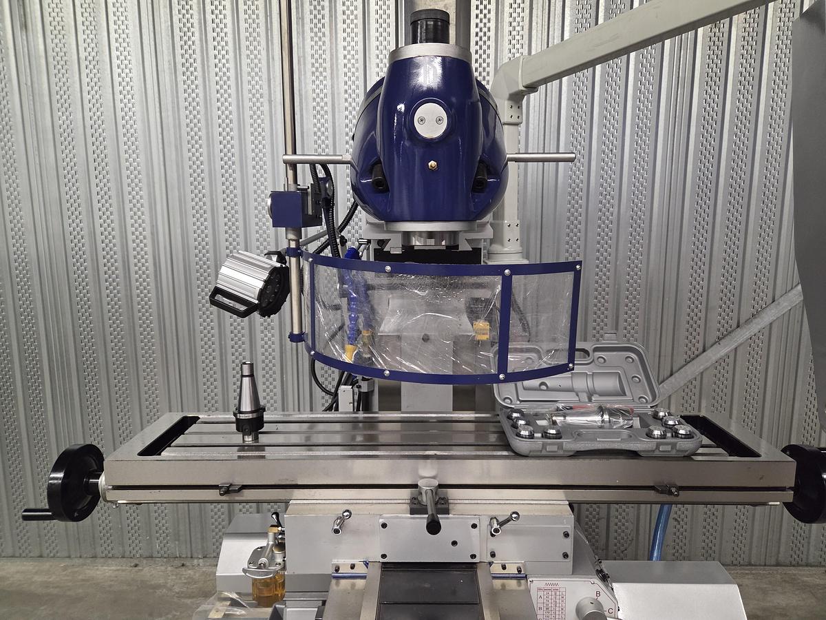 WUM100 - ROGI Universal Milling Machine