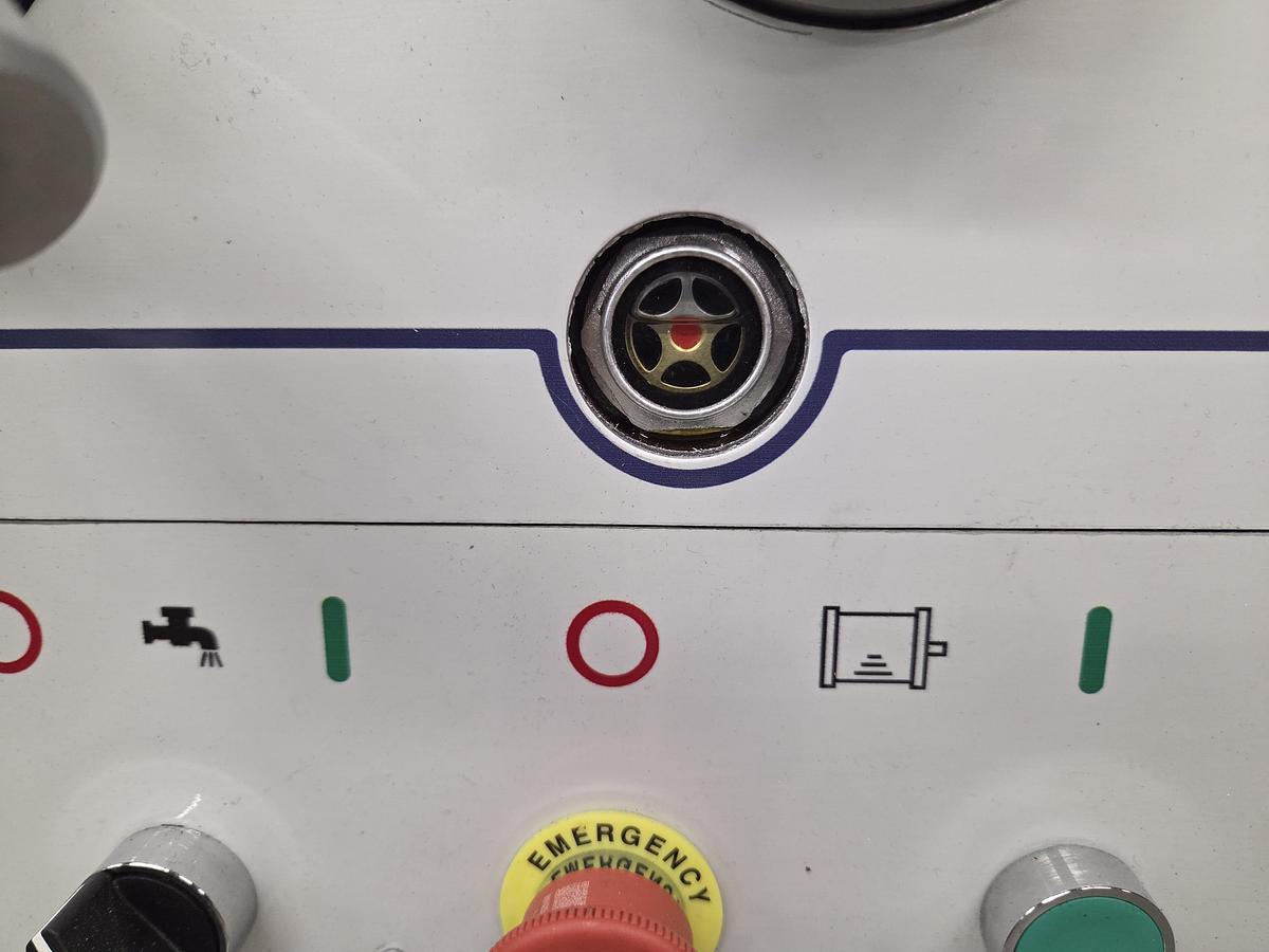 Rogi WM500BX2000 lathe