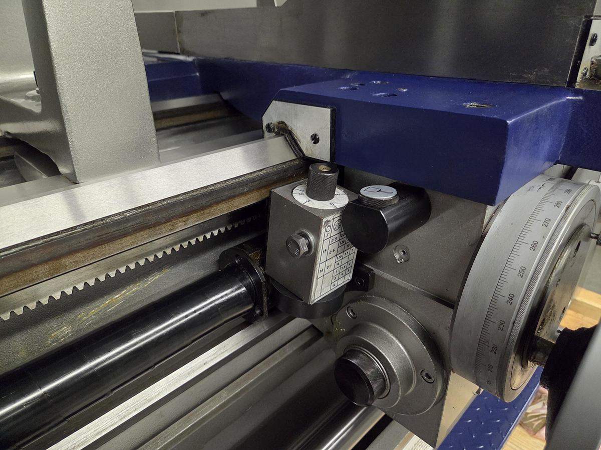 Rogi WM770x2000 lathe