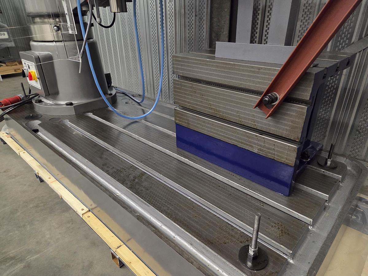 MRD5016 Topline - ROGI Radial drilling machine