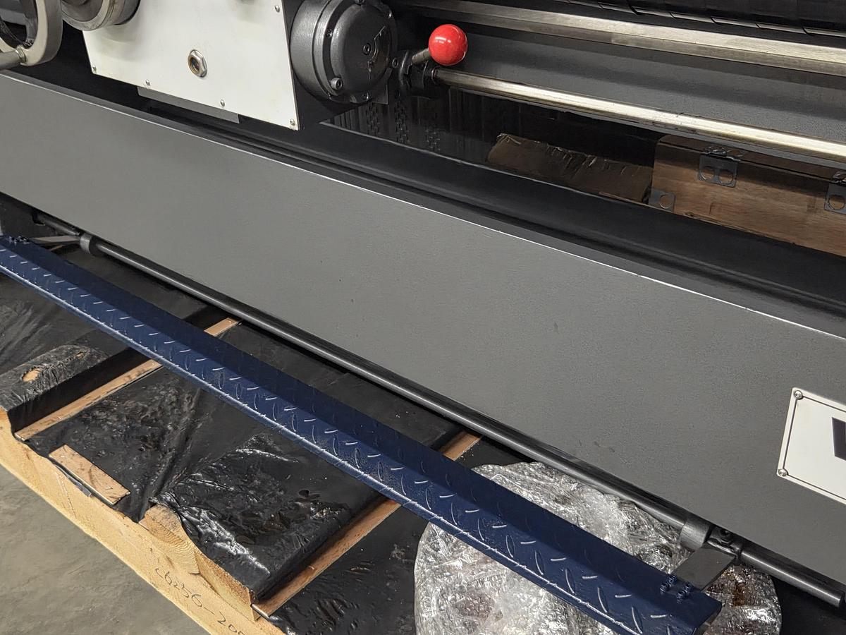 Rogi WL560x2000 lathe