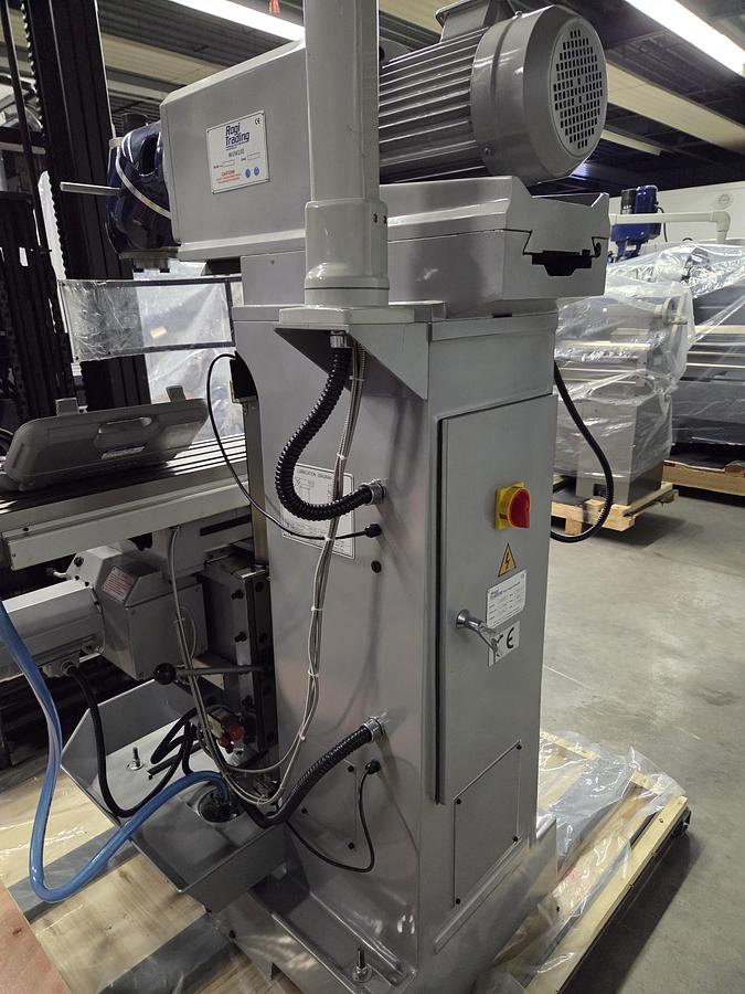 WUM100 - ROGI Universal Milling Machine