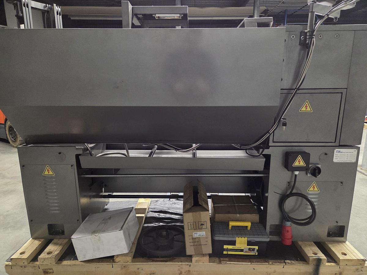 Rogi WM360Ax1000 lathe