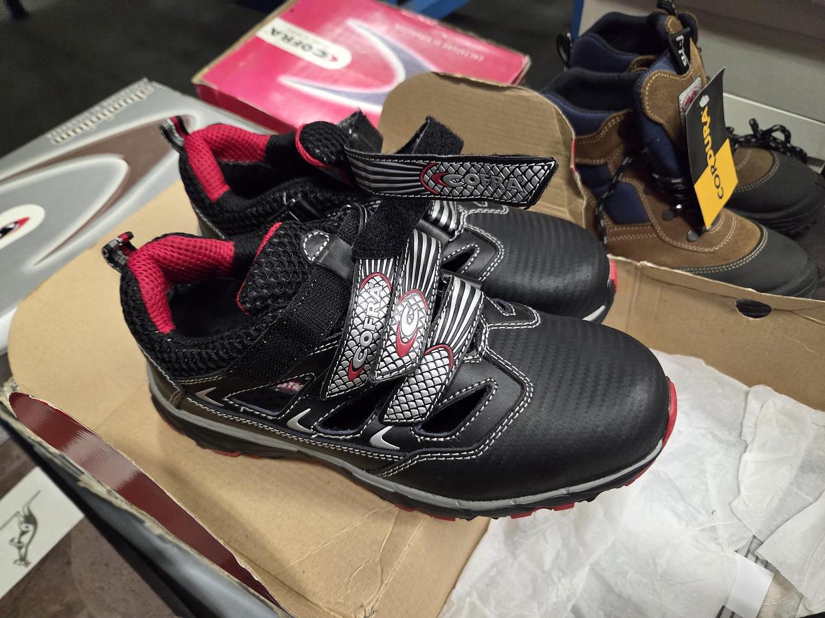 Timberland, Maurer, Cofra