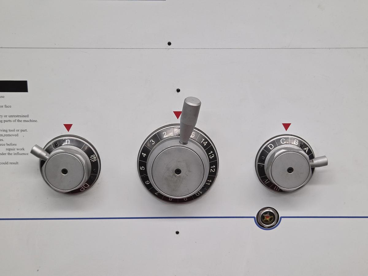 Rogi WM770x2000 lathe