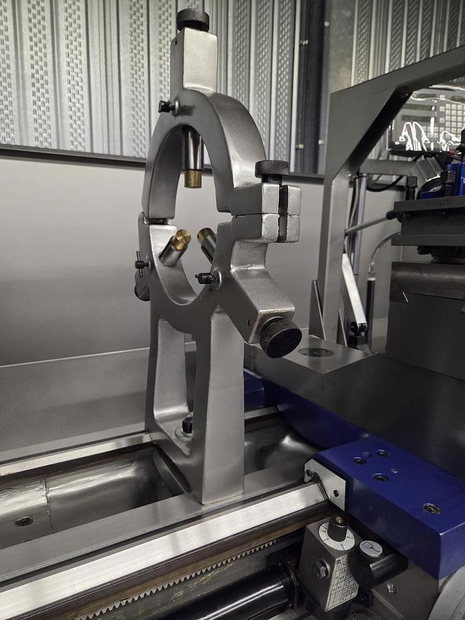 Rogi WM770x1500 lathe