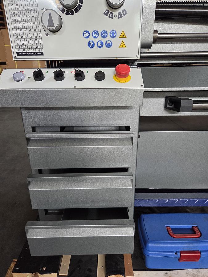 Rogi WM400x1000 lathe