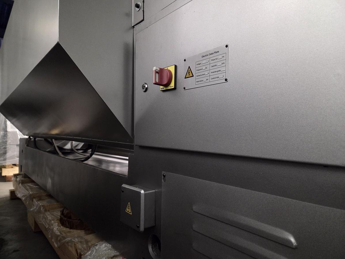 Rogi WM500BX2000 lathe